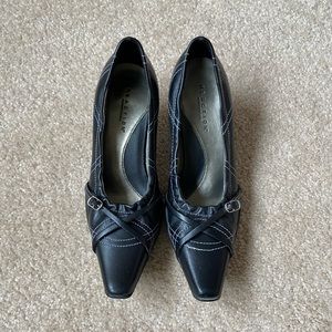 Kenneth Cole Reaction 3 inch  Black Heel Shoes